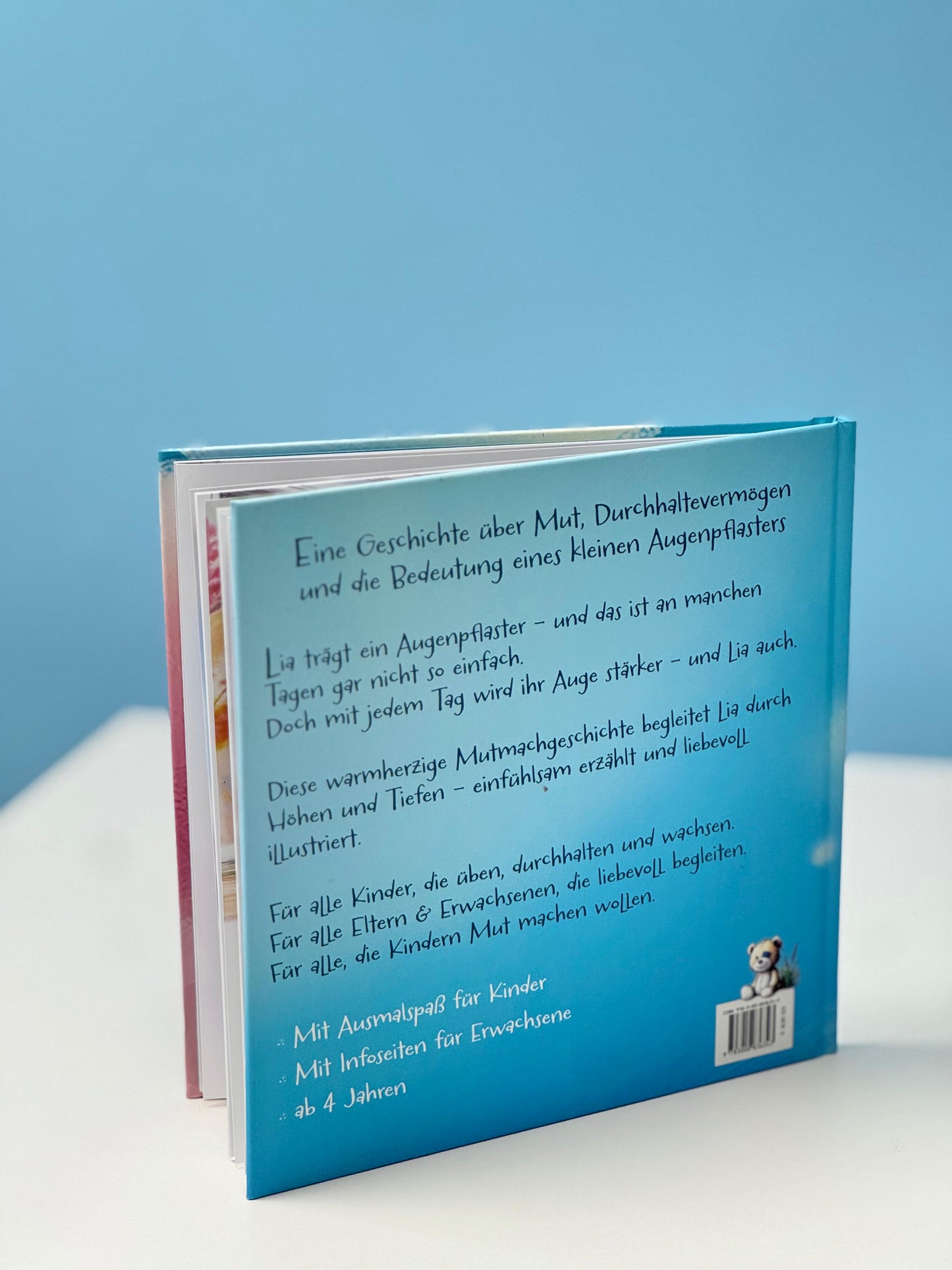 Rückseite des Buchcovers "Lia und ihr Augenpflaster" - Buchbeschreibung